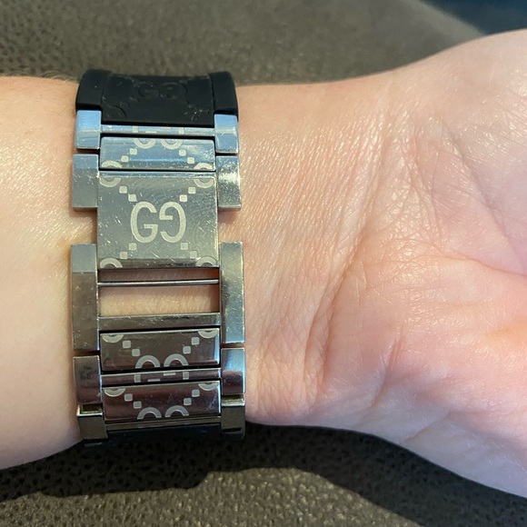 Gucci twirl 112 black watch - Picture 2 of 5